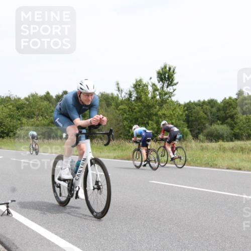 22.06.2025 - Viking Triathlon Yannick Fuchs http://msf.ph/oto/8082381 22.06.2025 12:42:16 Radfahren 25, 65, 154, 251, 336, 457, 520, 602 meine-sportfotos.de