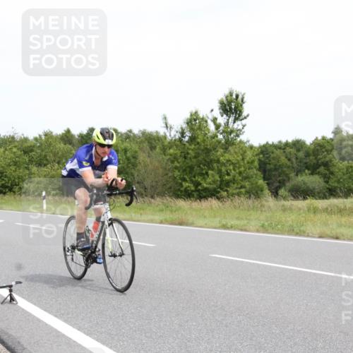 22.06.2025 - Viking Triathlon Yannick Fuchs http://msf.ph/oto/8082391 22.06.2025 12:42:36 Radfahren 241, 536, 614 meine-sportfotos.de