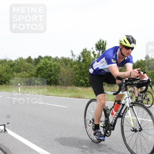 22.06.2025 - Viking Triathlon Yannick Fuchs http://msf.ph/oto/8082393 22.06.2025 12:42:36 Radfahren 241, 536, 614 meine-sportfotos.de