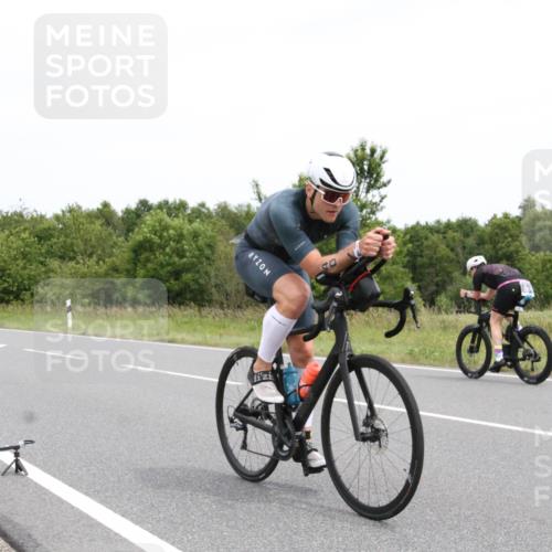 22.06.2025 - Viking Triathlon Yannick Fuchs http://msf.ph/oto/8082417 22.06.2025 12:43:15 Radfahren 40, 291, 448 meine-sportfotos.de