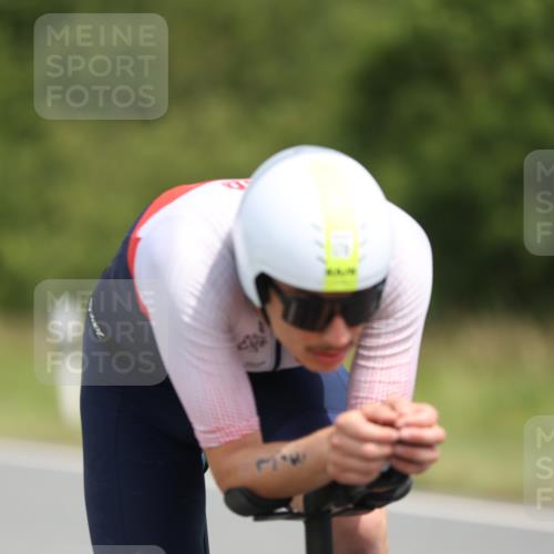 22.06.2025 - Viking Triathlon Yannick Fuchs http://msf.ph/oto/8082433 22.06.2025 12:23:09 Radfahren 90, 178, 198, 224, 326, 351, 384, 401, 534 meine-sportfotos.de
