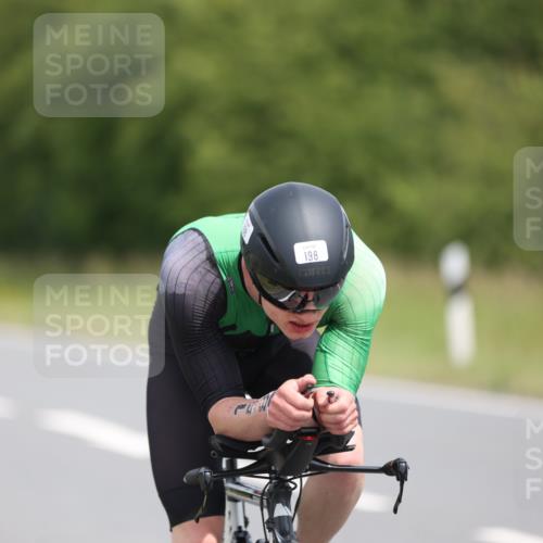 22.06.2025 - Viking Triathlon Yannick Fuchs http://msf.ph/oto/8082436 22.06.2025 12:23:11 Radfahren 90, 178, 198, 224, 326, 351, 384, 401, 405, 534 meine-sportfotos.de