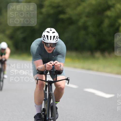22.06.2025 - Viking Triathlon Yannick Fuchs http://msf.ph/oto/8082446 22.06.2025 12:23:13 Radfahren 178, 198, 224, 233, 326, 351, 384, 401, 405, 534 meine-sportfotos.de