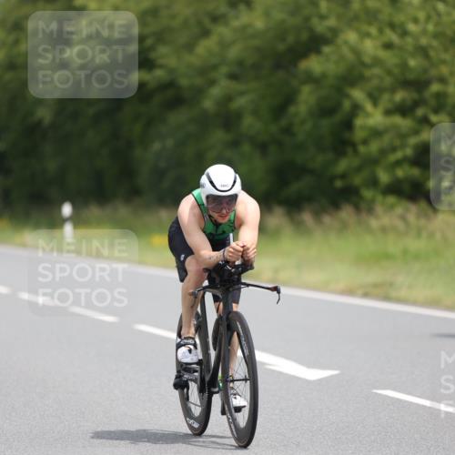22.06.2025 - Viking Triathlon Yannick Fuchs http://msf.ph/oto/8082450 22.06.2025 12:23:14 Radfahren 198, 224, 233, 326, 351, 384, 401, 405, 534 meine-sportfotos.de