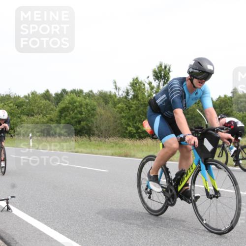 22.06.2025 - Viking Triathlon Yannick Fuchs http://msf.ph/oto/8082471 22.06.2025 12:43:40 Radfahren 12, 124, 187, 316, 327, 349, 388, 407, 428, 442, 493, 522, 654 meine-sportfotos.de