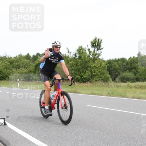 22.06.2025 - Viking Triathlon Yannick Fuchs http://msf.ph/oto/8082501 22.06.2025 12:43:47 Radfahren 318, 349, 359, 407, 428, 506 meine-sportfotos.de