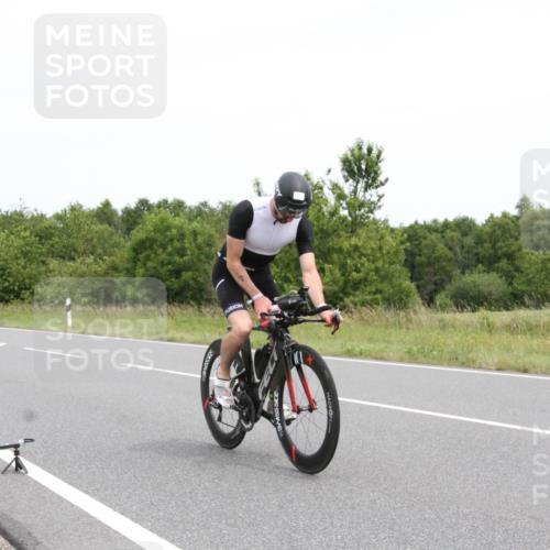 22.06.2025 - Viking Triathlon Yannick Fuchs http://msf.ph/oto/8082507 22.06.2025 12:43:54 Radfahren 7, 83, 196, 318 meine-sportfotos.de