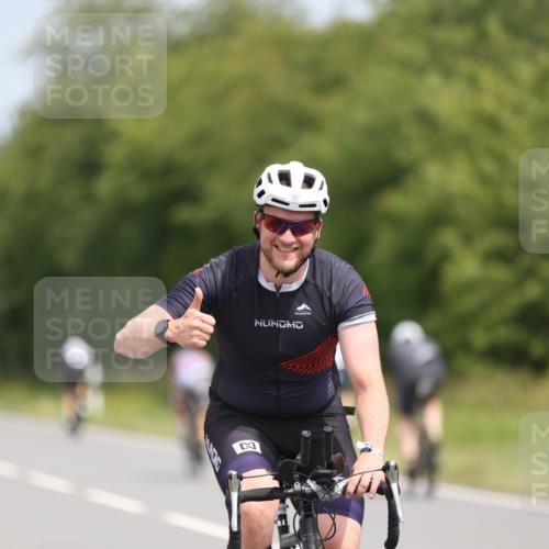 22.06.2025 - Viking Triathlon Yannick Fuchs http://msf.ph/oto/8082528 22.06.2025 12:23:31 Radfahren 149, 191, 328, 443 meine-sportfotos.de