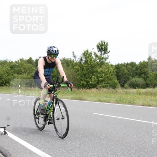 22.06.2025 - Viking Triathlon Yannick Fuchs http://msf.ph/oto/8082529 22.06.2025 12:44:19 Radfahren 136, 342 meine-sportfotos.de