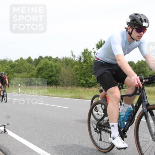 22.06.2025 - Viking Triathlon Yannick Fuchs http://msf.ph/oto/8082575 22.06.2025 12:45:36 Radfahren 147, 255, 312, 357, 395, 515, 535, 611 meine-sportfotos.de