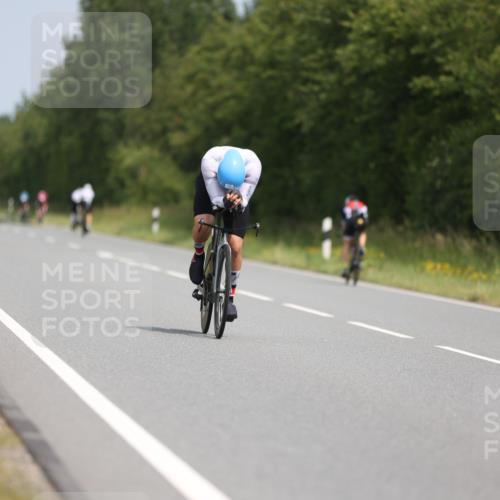 22.06.2025 - Viking Triathlon Yannick Fuchs http://msf.ph/oto/8082580 22.06.2025 12:24:10 Radfahren 243, 430, 494, 526, 642 meine-sportfotos.de