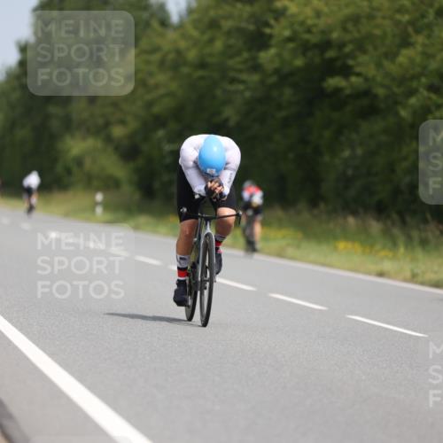 22.06.2025 - Viking Triathlon Yannick Fuchs http://msf.ph/oto/8082583 22.06.2025 12:24:10 Radfahren 243, 430, 494, 526, 642 meine-sportfotos.de