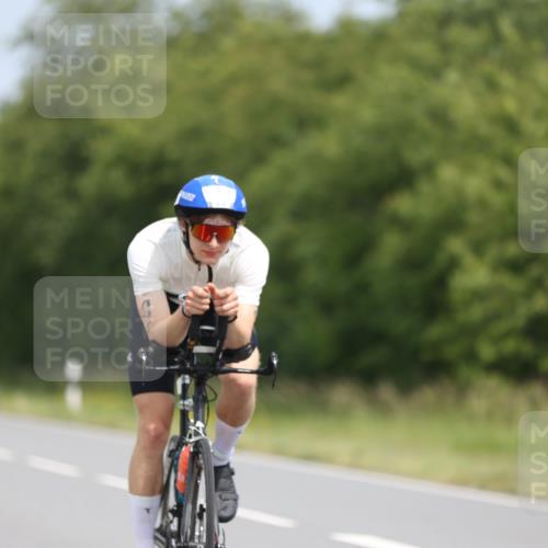22.06.2025 - Viking Triathlon Yannick Fuchs http://msf.ph/oto/8082622 22.06.2025 12:24:17 Radfahren 80, 221, 243, 494, 526, 549, 649 meine-sportfotos.de