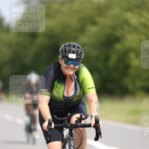 22.06.2025 - Viking Triathlon Yannick Fuchs http://msf.ph/oto/8082684 22.06.2025 12:24:37 Radfahren 38, 75, 122, 141, 219, 282, 607, 636 meine-sportfotos.de