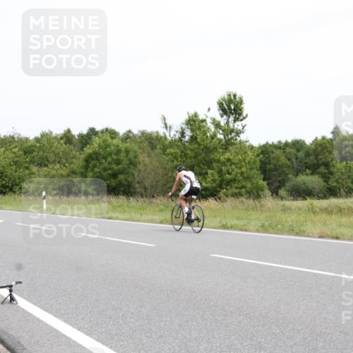 22.06.2025 - Viking Triathlon Yannick Fuchs http://msf.ph/oto/8082686 22.06.2025 12:47:05 Radfahren 101, 191, 263, 377, 480 meine-sportfotos.de