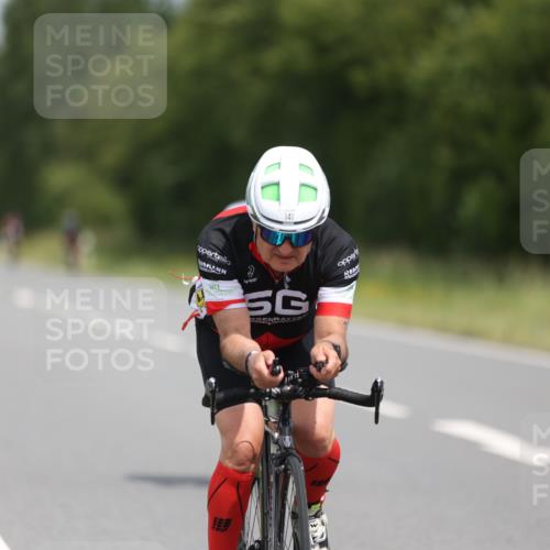 22.06.2025 - Viking Triathlon Yannick Fuchs http://msf.ph/oto/8082688 22.06.2025 12:24:39 Radfahren 38, 75, 122, 141, 219, 282, 607, 636 meine-sportfotos.de