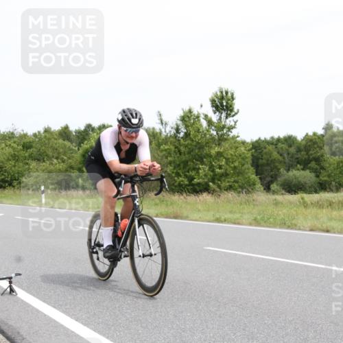 22.06.2025 - Viking Triathlon Yannick Fuchs http://msf.ph/oto/8082713 22.06.2025 12:47:25 Radfahren 42, 137, 224, 233, 343, 410, 517 meine-sportfotos.de