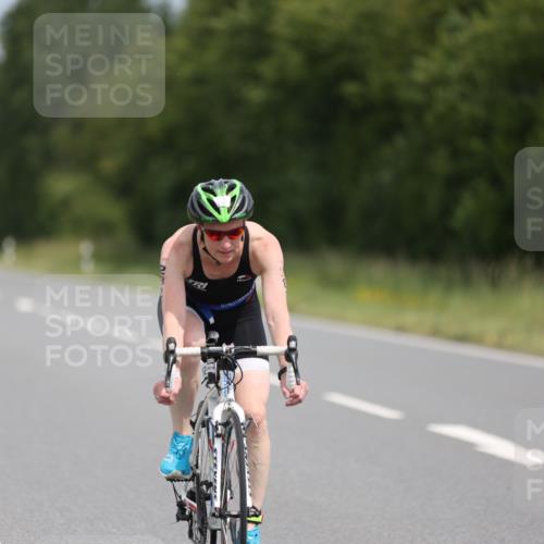 22.06.2025 - Viking Triathlon Yannick Fuchs http://msf.ph/oto/8082717 22.06.2025 12:24:45 Radfahren 38, 50, 75, 122, 225, 261, 282, 343, 399, 607 meine-sportfotos.de