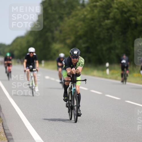 22.06.2025 - Viking Triathlon Yannick Fuchs http://msf.ph/oto/8082732 22.06.2025 12:24:50 Radfahren 50, 215, 225, 261, 282, 300, 343, 399, 410 meine-sportfotos.de