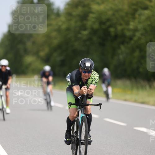 22.06.2025 - Viking Triathlon Yannick Fuchs http://msf.ph/oto/8082737 22.06.2025 12:24:50 Radfahren 50, 215, 225, 261, 282, 300, 343, 399, 410 meine-sportfotos.de