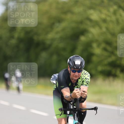 22.06.2025 - Viking Triathlon Yannick Fuchs http://msf.ph/oto/8082741 22.06.2025 12:24:51 Radfahren 50, 215, 225, 261, 300, 343, 399, 410 meine-sportfotos.de