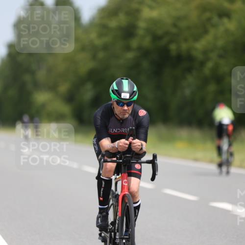 22.06.2025 - Viking Triathlon Yannick Fuchs http://msf.ph/oto/8082762 22.06.2025 12:24:56 Radfahren 215, 225, 264, 300, 343, 399, 410 meine-sportfotos.de