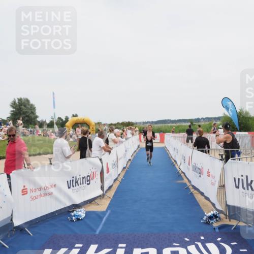 22.06.2025 - Viking Triathlon MichiJ http://msf.ph/oto/8082775 22.06.2025 14:33:44 Ziel 152, 189 meine-sportfotos.de
