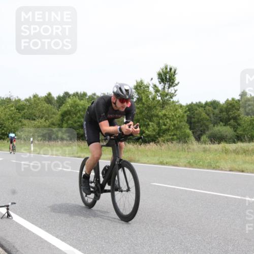 22.06.2025 - Viking Triathlon Yannick Fuchs http://msf.ph/oto/8082791 22.06.2025 12:48:57 Radfahren 50, 80, 141, 165, 379 meine-sportfotos.de