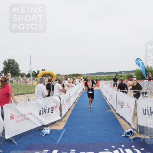 22.06.2025 - Viking Triathlon MichiJ http://msf.ph/oto/8082821 22.06.2025 14:33:44 Ziel 152, 189 meine-sportfotos.de