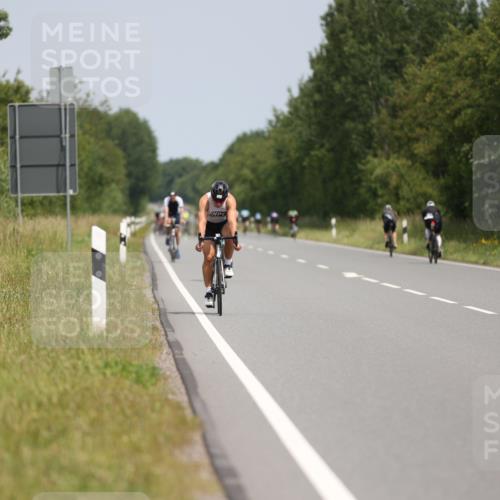 22.06.2025 - Viking Triathlon Yannick Fuchs http://msf.ph/oto/8082822 22.06.2025 12:25:34 Radfahren 64, 88, 134, 175, 263, 299, 323, 480, 625 meine-sportfotos.de