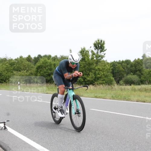 22.06.2025 - Viking Triathlon Yannick Fuchs http://msf.ph/oto/8082858 22.06.2025 12:50:09 Radfahren 20, 232, 256, 398, 470, 636 meine-sportfotos.de