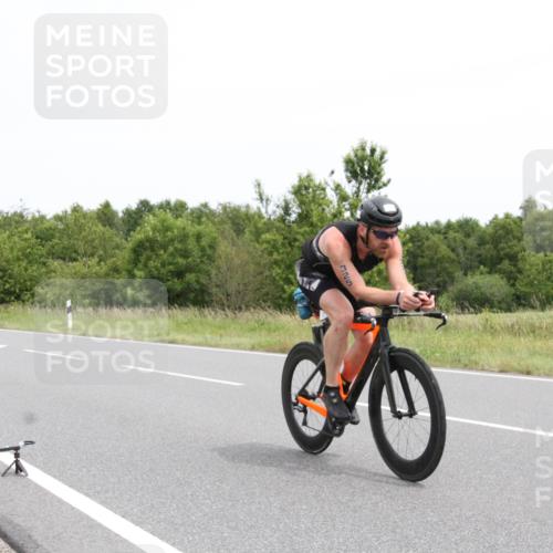 22.06.2025 - Viking Triathlon Yannick Fuchs http://msf.ph/oto/8082877 22.06.2025 12:50:19 Radfahren 325, 484, 518 meine-sportfotos.de