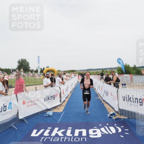 22.06.2025 - Viking Triathlon MichiJ http://msf.ph/oto/8082879 22.06.2025 14:33:46 Ziel 152, 189 meine-sportfotos.de
