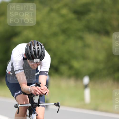 22.06.2025 - Viking Triathlon Yannick Fuchs http://msf.ph/oto/8082889 22.06.2025 12:25:45 Radfahren 10, 20, 64, 88, 223, 323, 387, 507, 617 meine-sportfotos.de