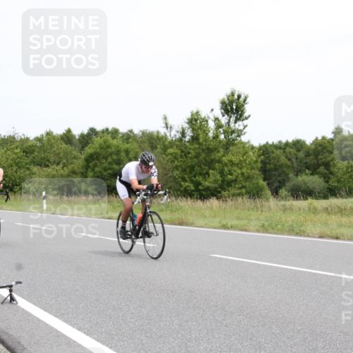 22.06.2025 - Viking Triathlon Yannick Fuchs http://msf.ph/oto/8082895 22.06.2025 12:50:33 Radfahren 29, 70, 243, 365, 399, 443, 451, 467, 549 meine-sportfotos.de