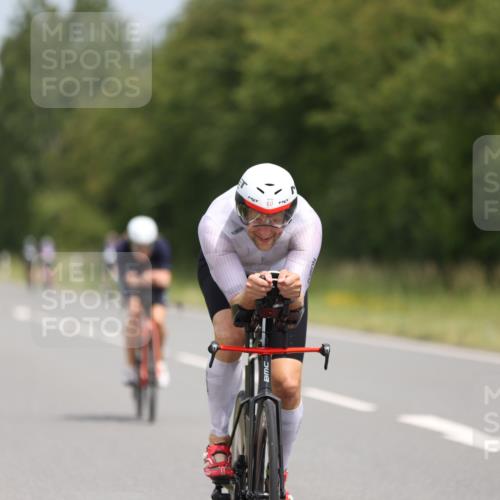 22.06.2025 - Viking Triathlon Yannick Fuchs http://msf.ph/oto/8082915 22.06.2025 12:25:51 Radfahren 10, 20, 387, 507, 617 meine-sportfotos.de