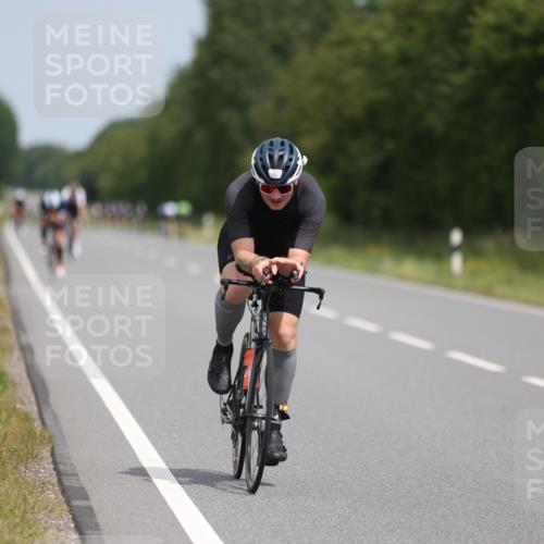 22.06.2025 - Viking Triathlon Yannick Fuchs http://msf.ph/oto/8082956 22.06.2025 12:26:06 Radfahren 15, 70, 103, 304, 305, 398, 544 meine-sportfotos.de