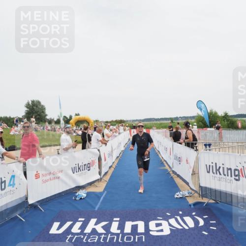 22.06.2025 - Viking Triathlon MichiJ http://msf.ph/oto/8082960 22.06.2025 14:33:48 Ziel 152, 189 meine-sportfotos.de