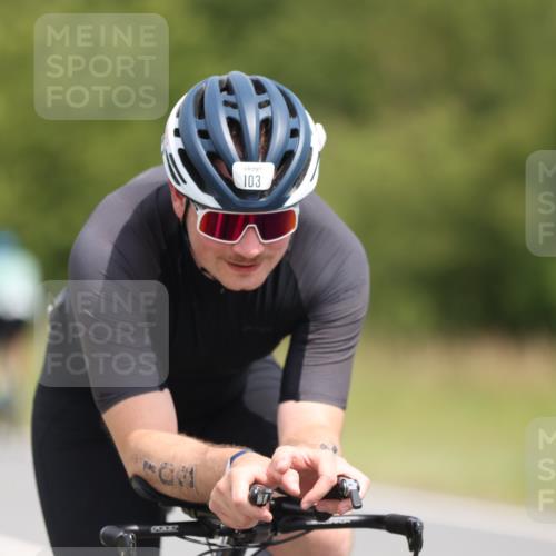 22.06.2025 - Viking Triathlon Yannick Fuchs http://msf.ph/oto/8082969 22.06.2025 12:26:08 Radfahren 55, 70, 103, 304, 398, 544 meine-sportfotos.de