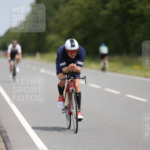 22.06.2025 - Viking Triathlon Yannick Fuchs http://msf.ph/oto/8082976 22.06.2025 12:26:12 Radfahren 55, 70, 103, 158, 265, 304, 544 meine-sportfotos.de