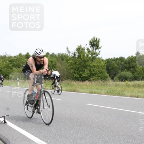 22.06.2025 - Viking Triathlon Yannick Fuchs http://msf.ph/oto/8082977 22.06.2025 12:51:22 Radfahren 158, 265, 273, 296, 554 meine-sportfotos.de