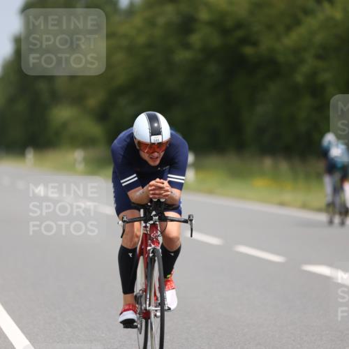 22.06.2025 - Viking Triathlon Yannick Fuchs http://msf.ph/oto/8082978 22.06.2025 12:26:12 Radfahren 55, 70, 103, 158, 265, 304, 544 meine-sportfotos.de