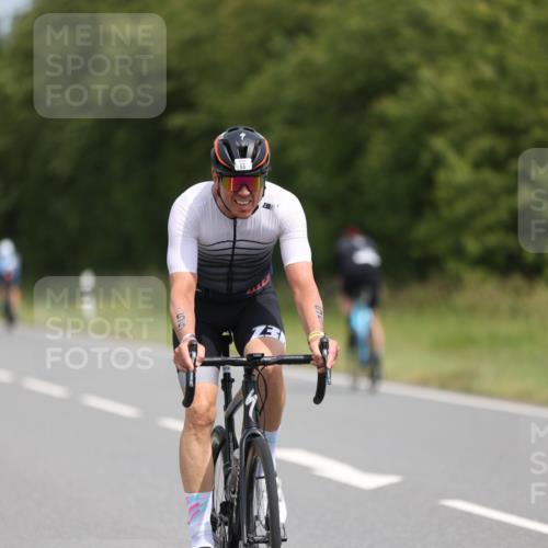 22.06.2025 - Viking Triathlon Yannick Fuchs http://msf.ph/oto/8082988 22.06.2025 12:26:17 Radfahren 55, 158, 246, 265, 501, 544 meine-sportfotos.de