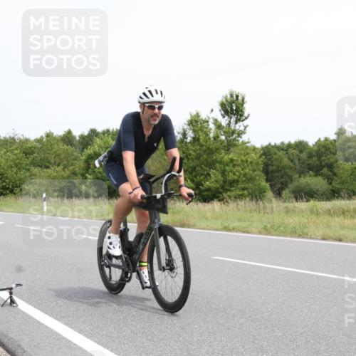 22.06.2025 - Viking Triathlon Yannick Fuchs http://msf.ph/oto/8083002 22.06.2025 12:51:59 Radfahren 456, 533, 615, 656 meine-sportfotos.de