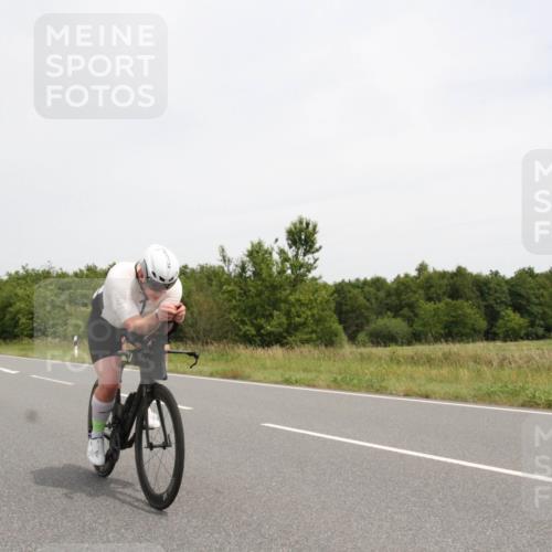 22.06.2025 - Viking Triathlon Yannick Fuchs http://msf.ph/oto/8083013 22.06.2025 12:52:22 Radfahren 21, 346 meine-sportfotos.de
