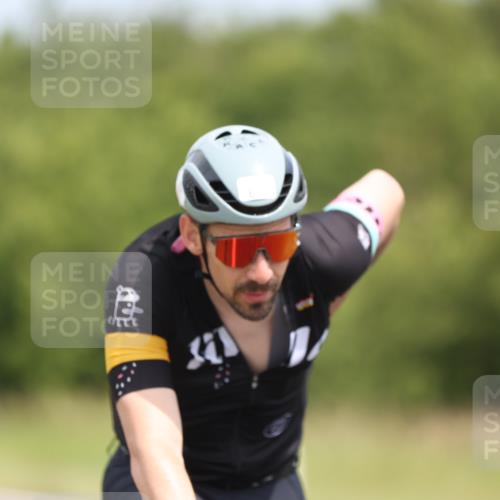 22.06.2025 - Viking Triathlon Yannick Fuchs http://msf.ph/oto/8083042 22.06.2025 12:26:41 Radfahren 9, 139, 272, 365, 439, 601, 612 meine-sportfotos.de