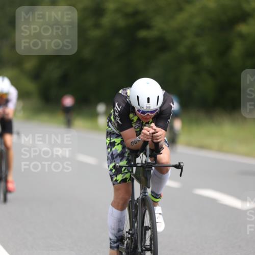 22.06.2025 - Viking Triathlon Yannick Fuchs http://msf.ph/oto/8083080 22.06.2025 12:26:59 Radfahren 145, 161, 176, 368, 485, 556, 652 meine-sportfotos.de