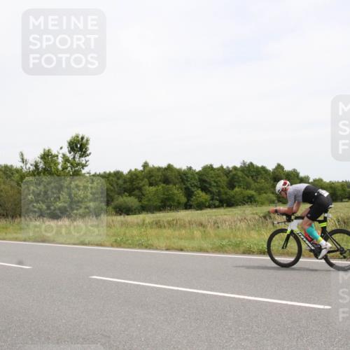 22.06.2025 - Viking Triathlon Yannick Fuchs http://msf.ph/oto/8083095 22.06.2025 12:53:47 Radfahren 57, 60, 412, 543 meine-sportfotos.de