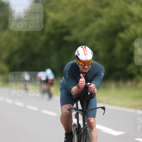 22.06.2025 - Viking Triathlon Yannick Fuchs http://msf.ph/oto/8083096 22.06.2025 12:27:27 Radfahren 21, 36, 228, 346, 382 meine-sportfotos.de