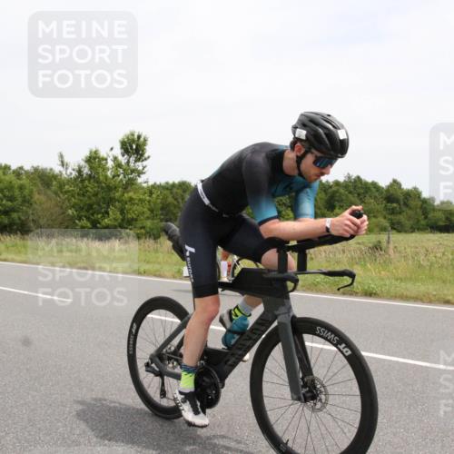 22.06.2025 - Viking Triathlon Yannick Fuchs http://msf.ph/oto/8083099 22.06.2025 12:53:53 Radfahren 37, 57, 60, 285, 364, 412, 514 meine-sportfotos.de